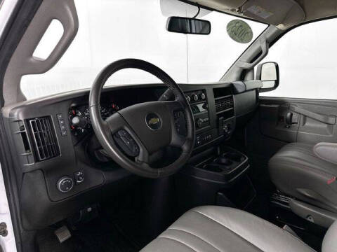 2023 Chevrolet Express 2500