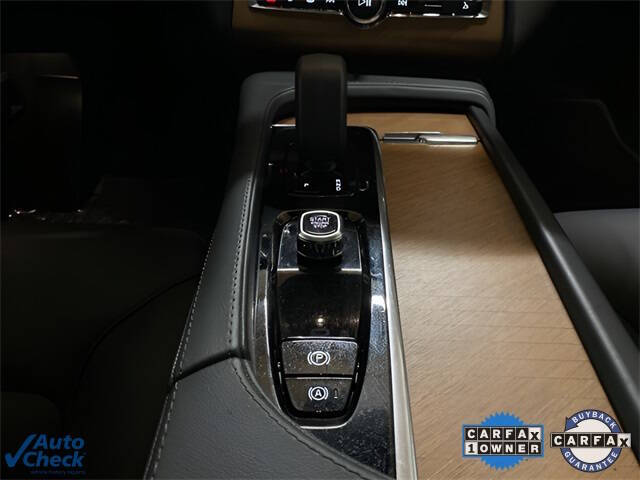 2025 Volvo XC90 B6 Plus Bright Theme 7P