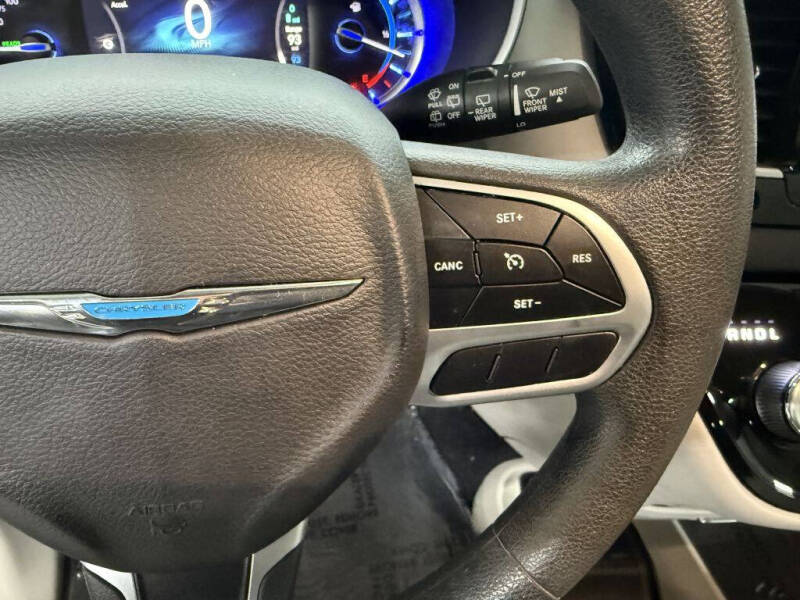 2018 Chrysler Pacifica Hybrid Touring Plus