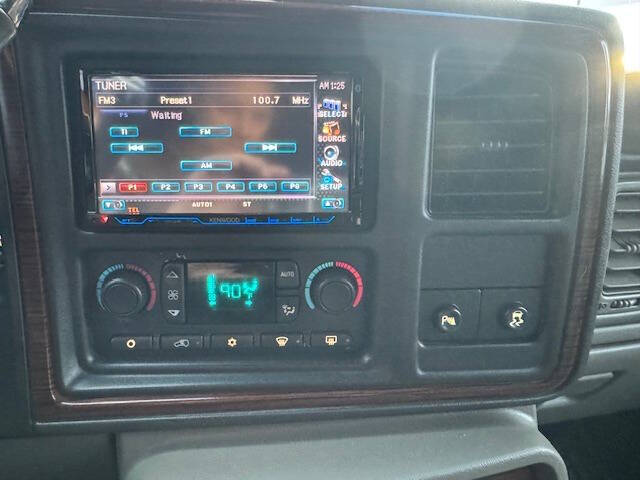 2004 Cadillac Escalade ESV Platinum Edition