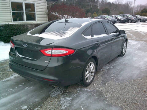 2016 Ford Fusion SE