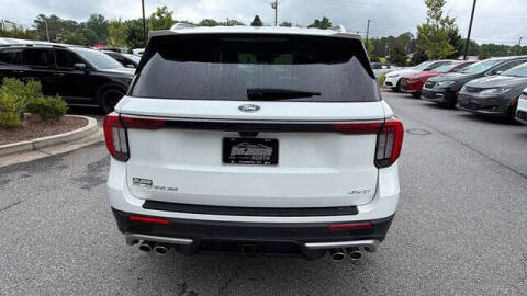 2025 Ford Explorer Platinum