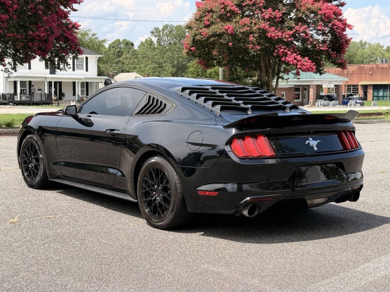 2017 Ford Mustang V6