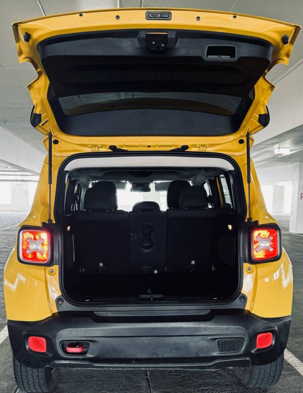 2015 Jeep Renegade Trailhawk