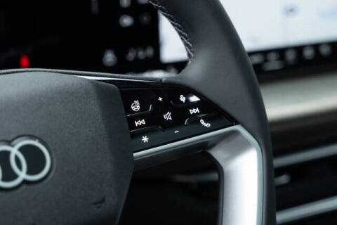 2025 Audi Q5 quattro Premium Plus TFSI