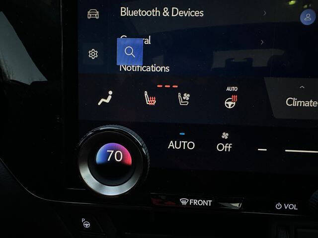 2025 Lexus NX 450h+ F SPORT Handling