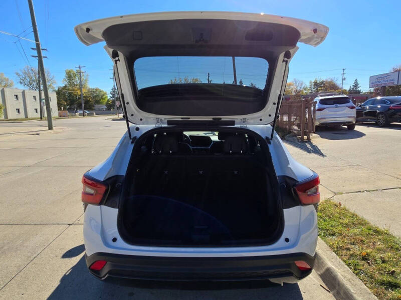 2025 Chevrolet Trax RS