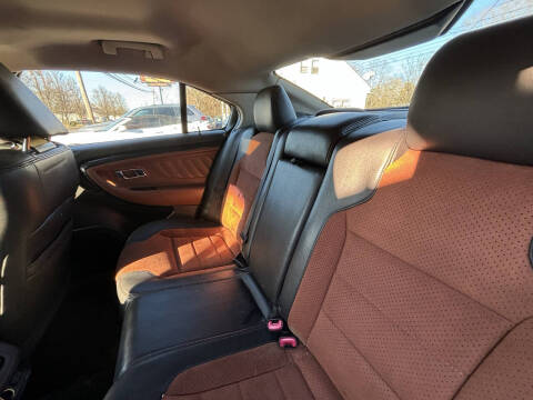 2010 Ford Taurus SHO