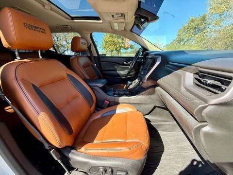 2017 GMC Acadia SLT-1