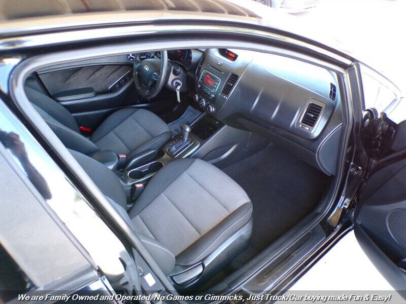 2016 Kia Forte5 LX