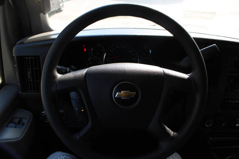 2020 Chevrolet Express 2500