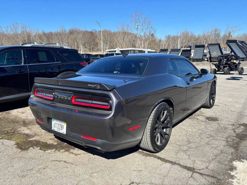 2015 Dodge Challenger SRT Hellcat