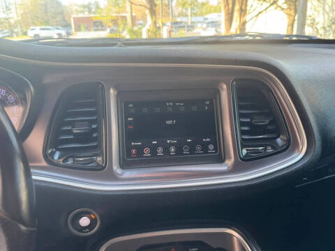 2020 Dodge Challenger SXT