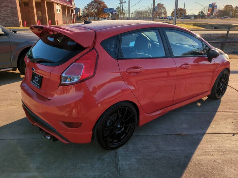 2016 Ford Fiesta ST photo 3