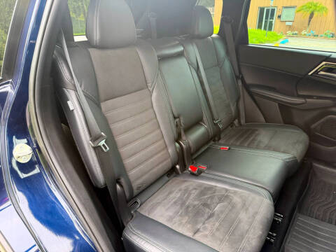 2023 Mitsubishi Outlander