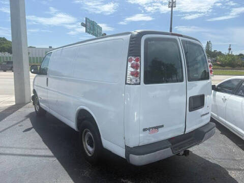 2000 Chevrolet Express G2500
