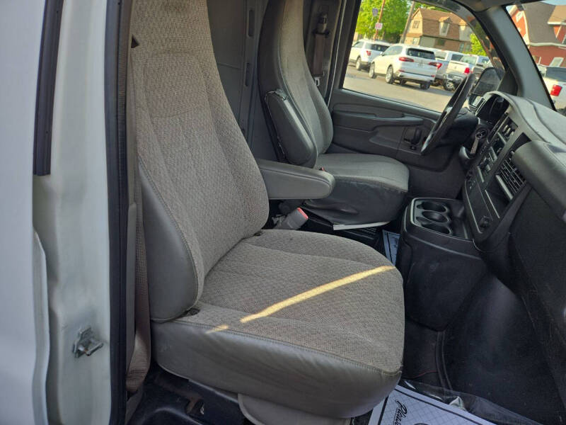 2013 Chevrolet Express 2500