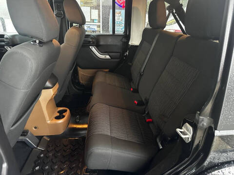 2012 Jeep Wrangler Unlimited Sahara