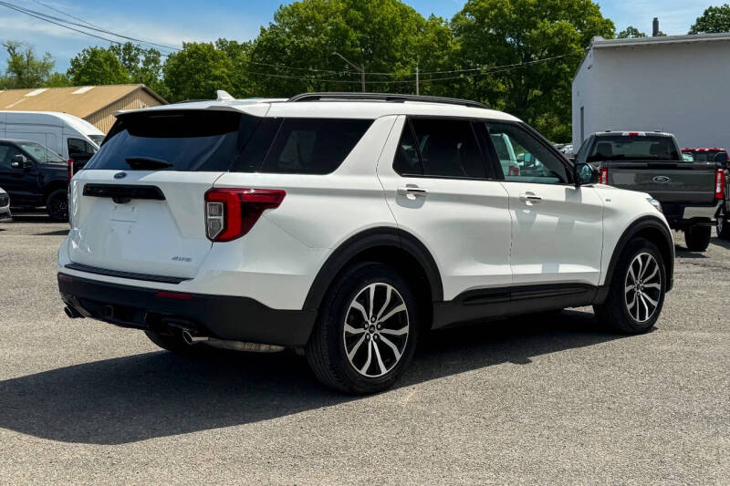 2023 Ford Explorer ST-Line