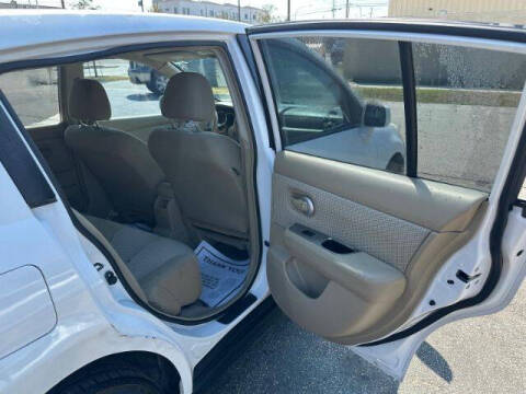 2009 Nissan Versa 1.8 SL