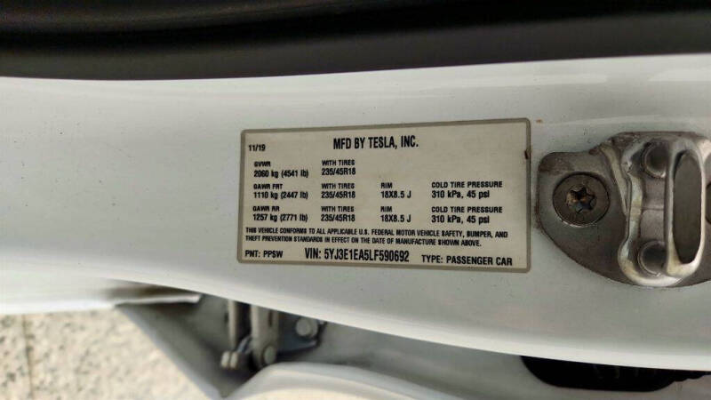 2020 Tesla Model 3