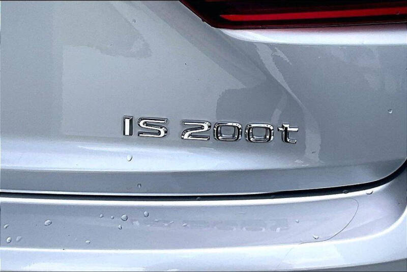2016 Lexus IS 200t