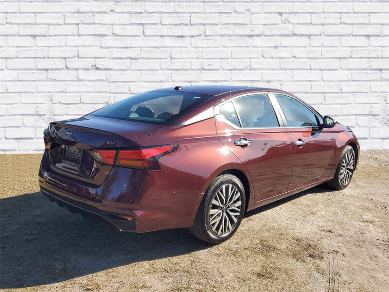 2024 Nissan Altima 2.5 SV