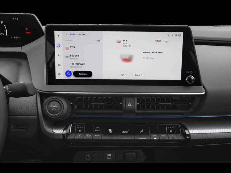 2025 Toyota Prius XLE