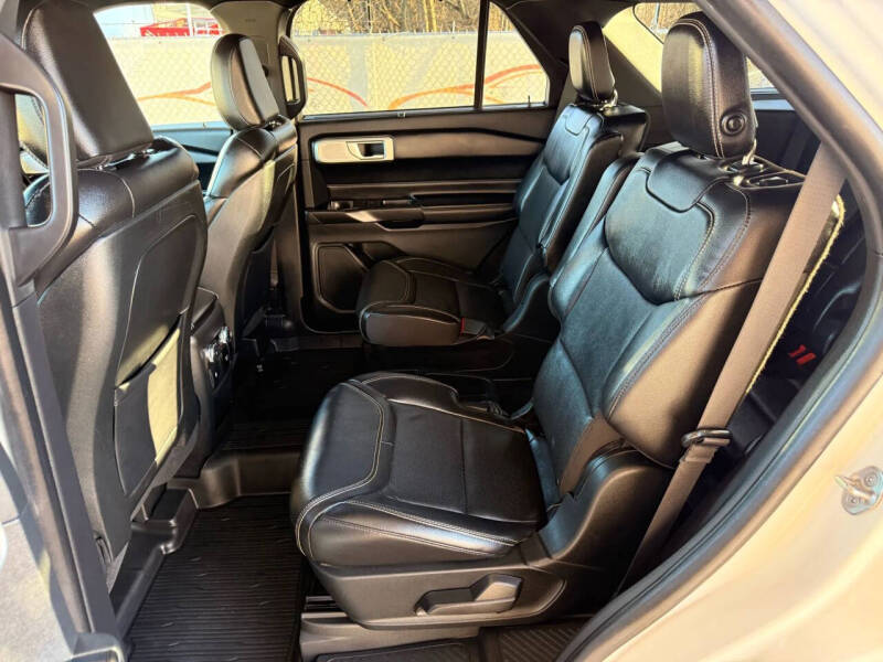 2020 Ford Explorer ST