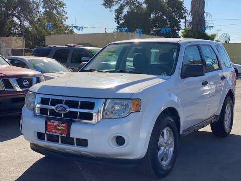 2011 Ford Escape XLS