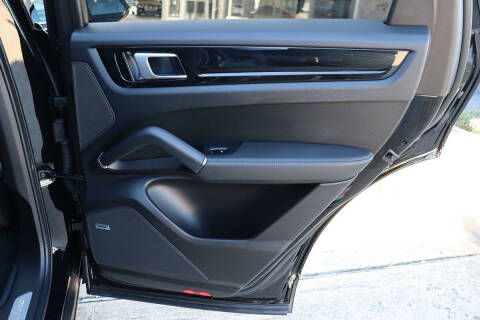 2021 Porsche Cayenne Coupe