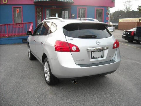 2011 Nissan Rogue SV