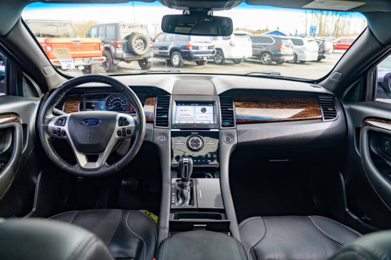 2019 Ford Taurus Limited