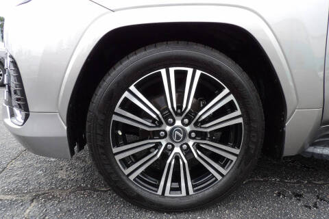 2023 Lexus LX 600 Luxury