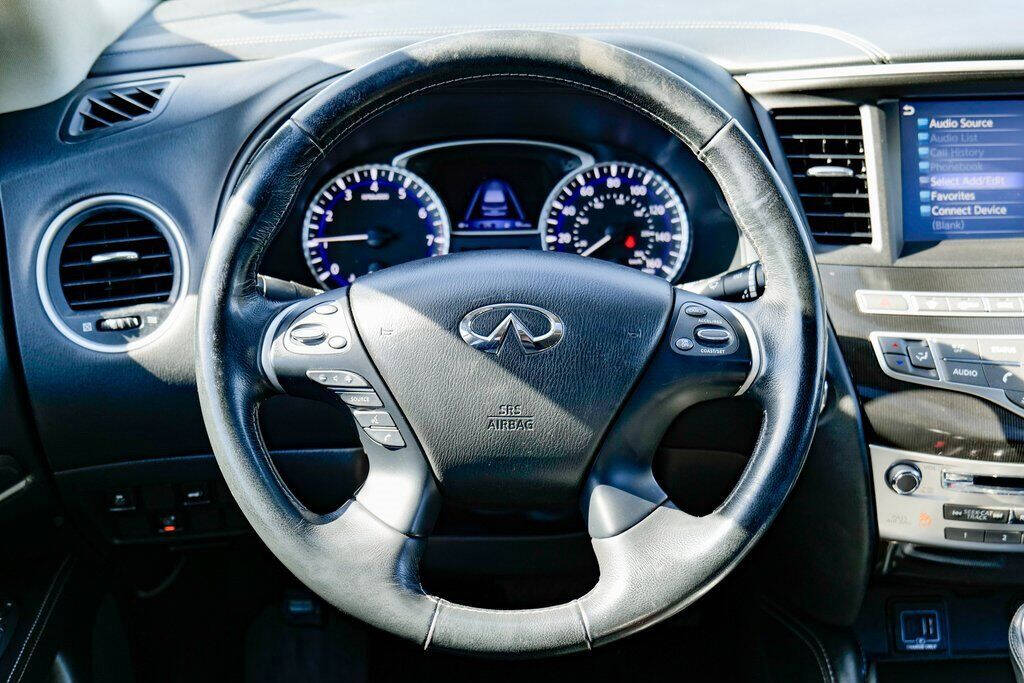 2019 INFINITI QX60 for sale at Auto Destination in Puyallup, WA