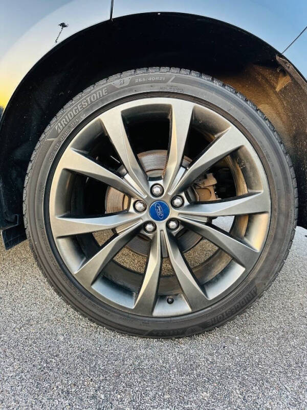 2016 Ford Edge Sport