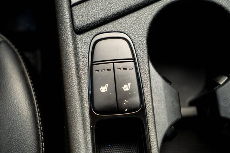 2019 Kia Niro S Touring