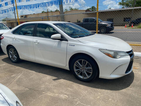 2015 Toyota Camry Hybrid for sale at Bobby Lafleur Auto Sales in Lake Charles LA