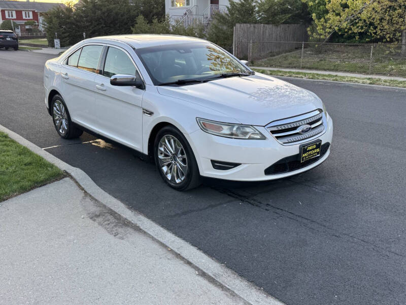 2011 Ford Taurus Limited