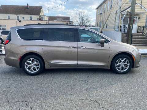 2017 Chrysler Pacifica