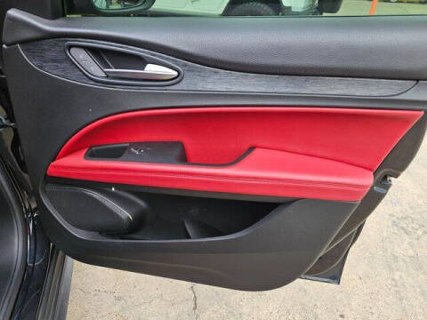 2021 Alfa Romeo Stelvio Sprint