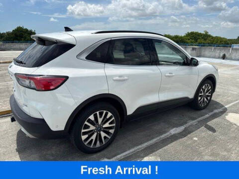 2020 Ford Escape Titanium