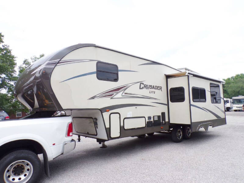 Prime Time RV Crusader Lite For Sale