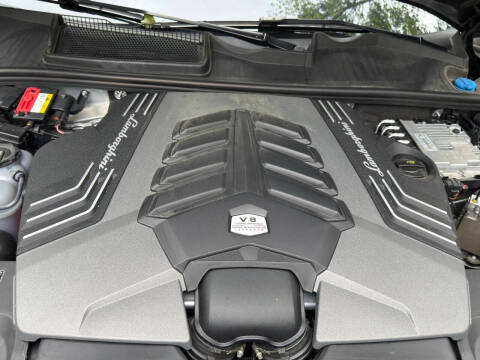 2020 Lamborghini Urus