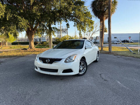 2013 Nissan Altima for sale at Vox Automotive in Oakland Park FL