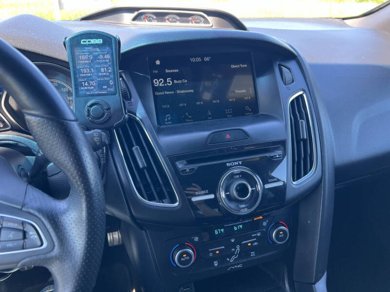 2018 Ford Focus ST