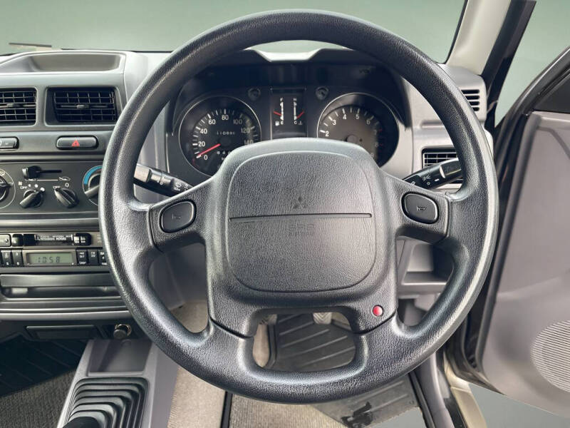 1996 Mitsubishi Pajero