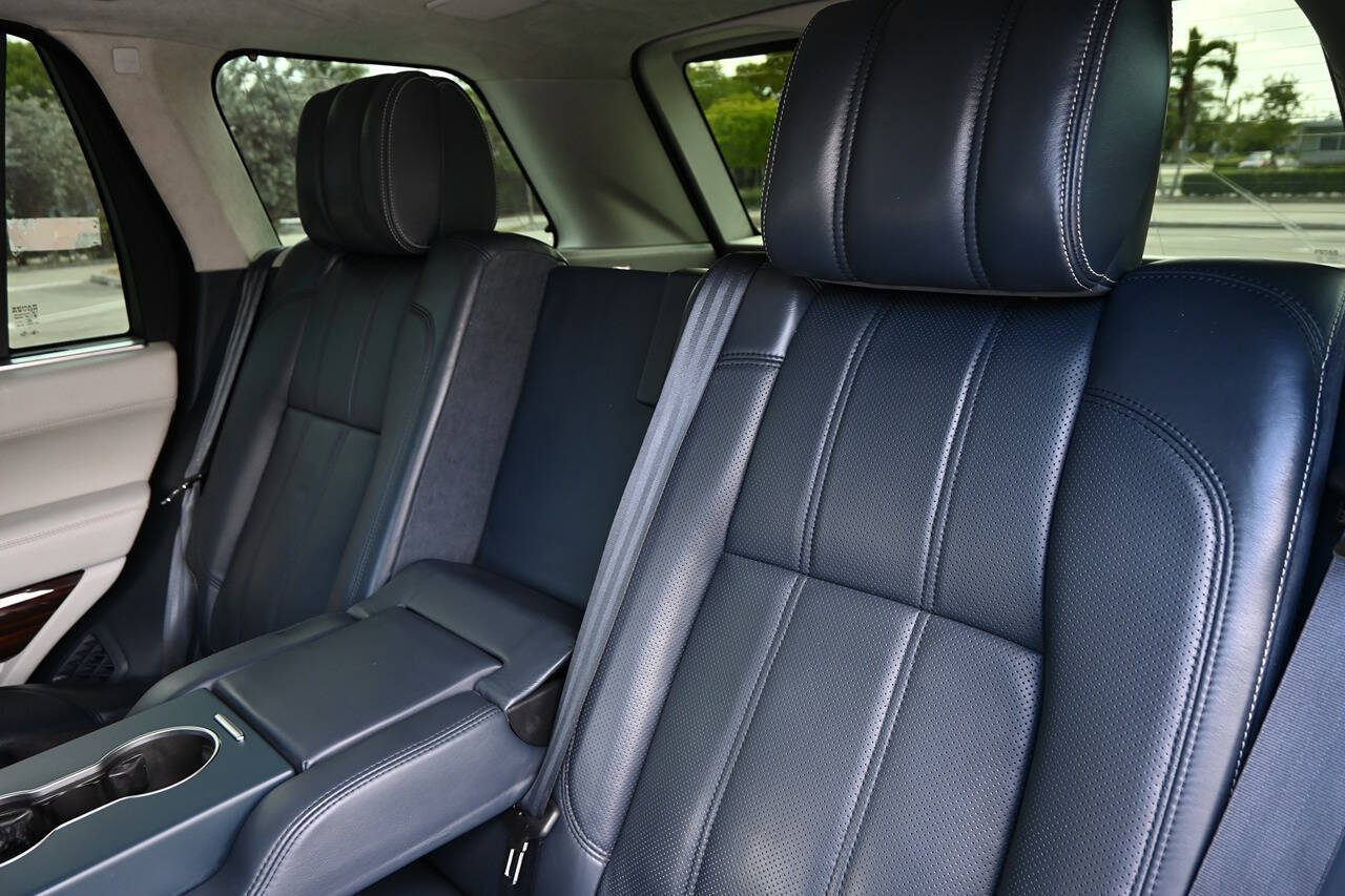 2016 Land Rover Range Rover 54