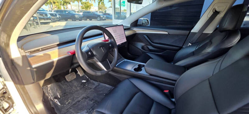 2021 Tesla Model 3 Standard Range Plus