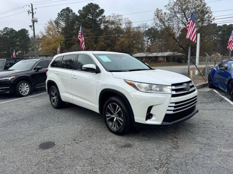 2017 Toyota Highlander LE